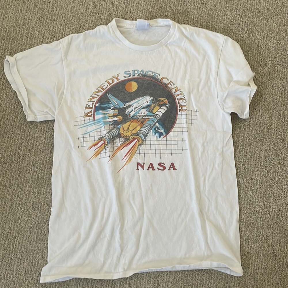 Urban Outfitters graphic Tee size: S